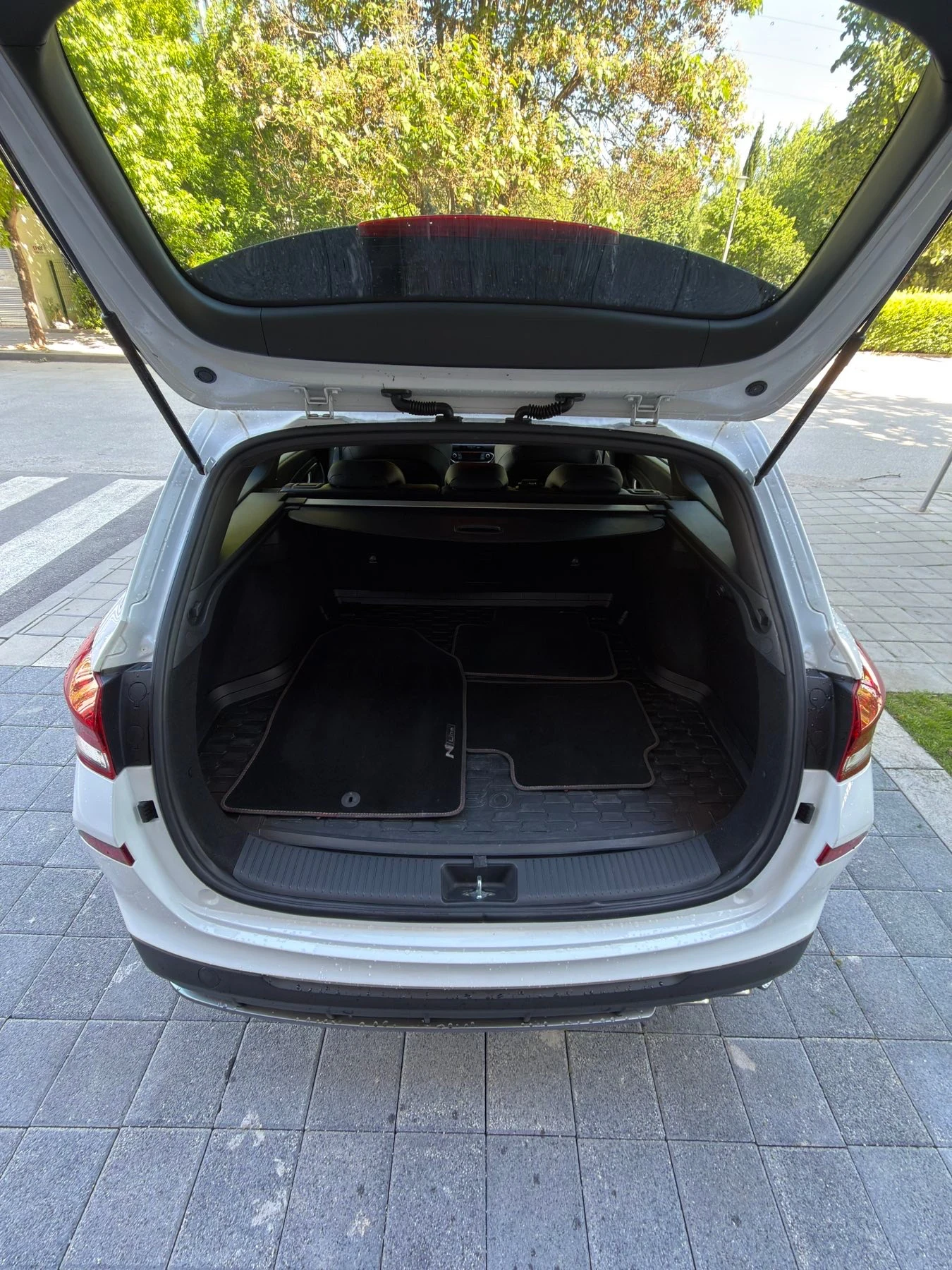 Hyundai I30 N Line 1.6d 136k.c FULL, снимка 15 - Автомобили и джипове - 54554962