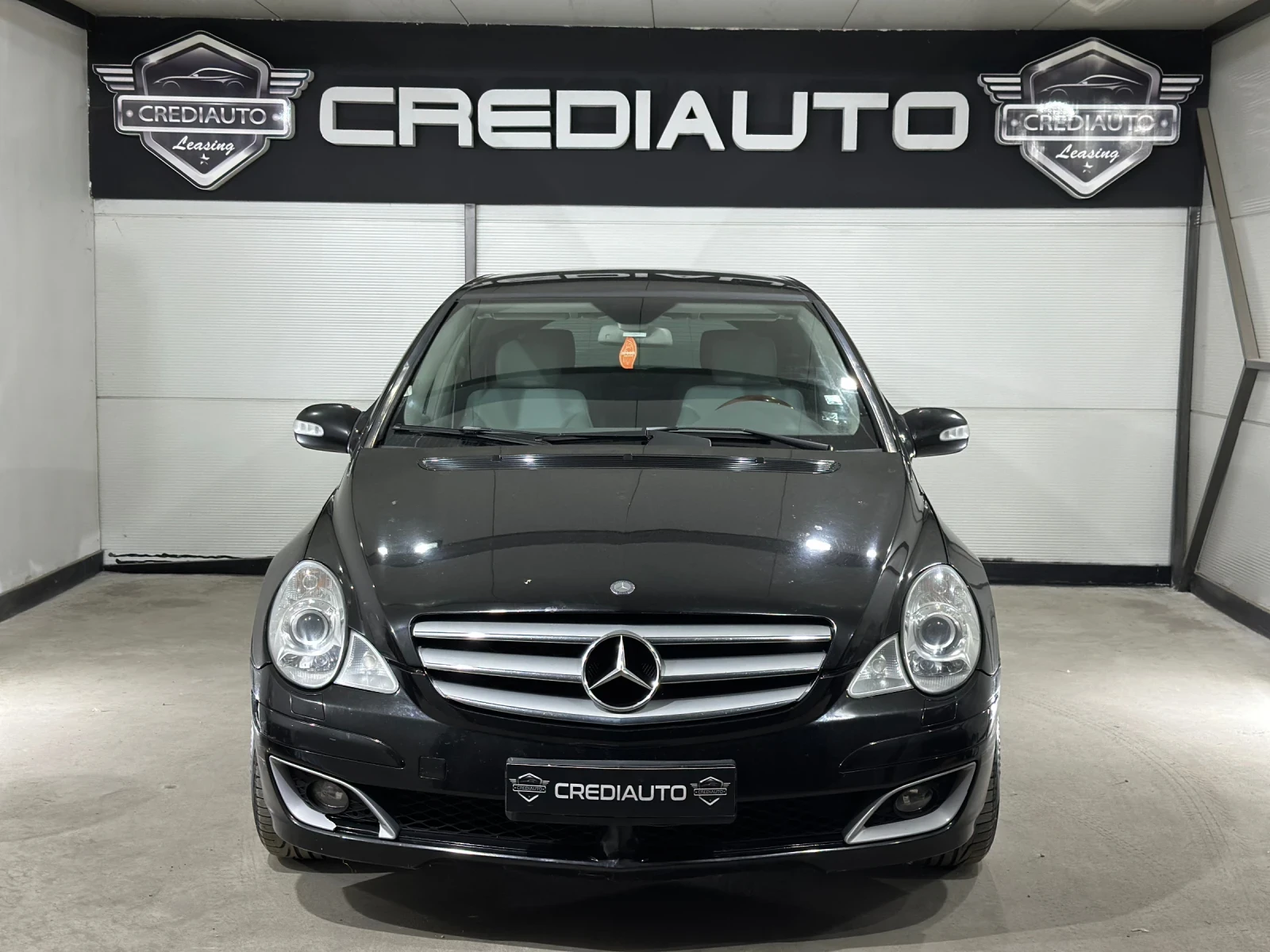 Mercedes-Benz R 320 4 MOTION , снимка 2 - Автомобили и джипове - 54596137