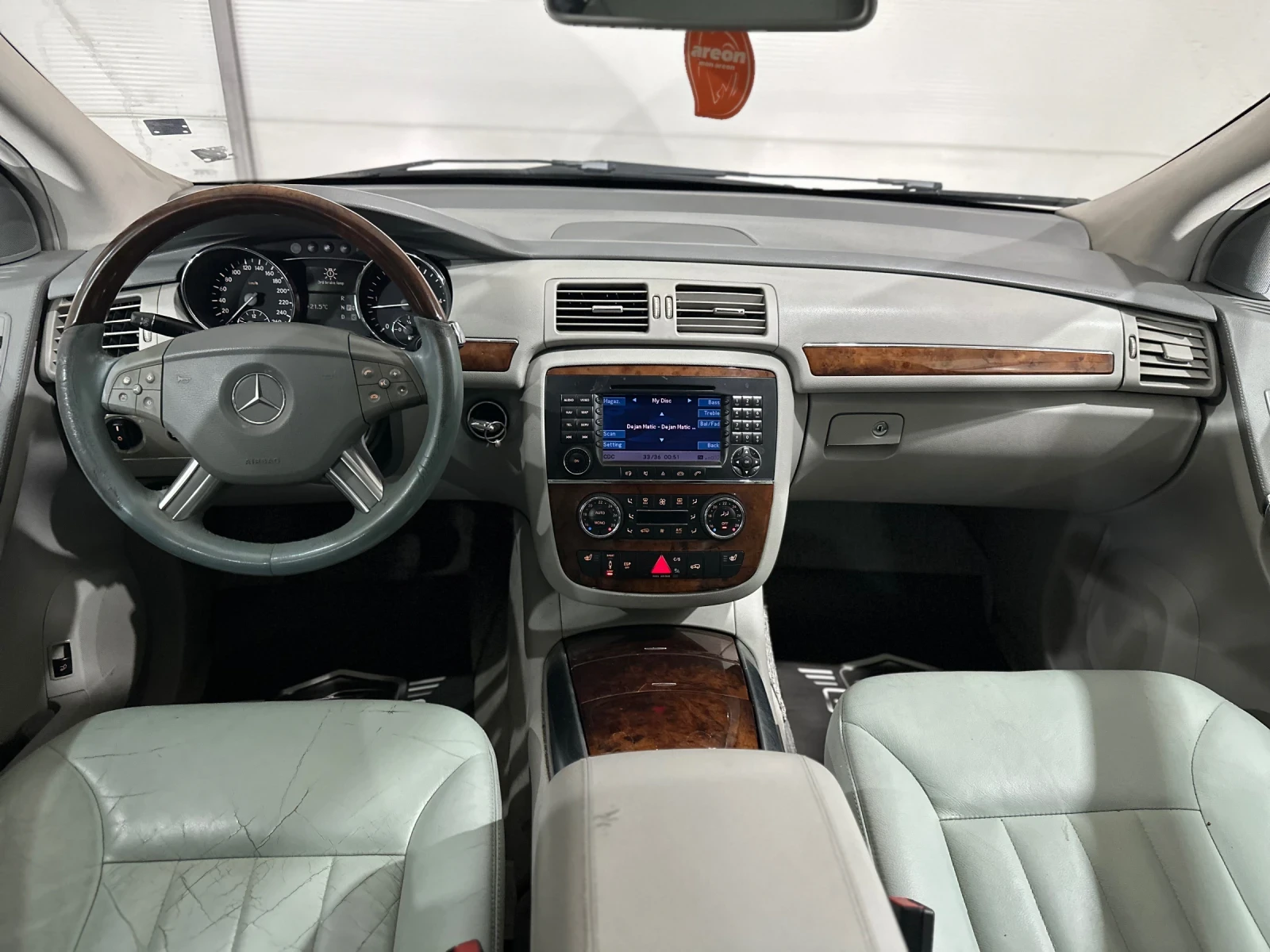 Mercedes-Benz R 320 4 MOTION , снимка 8 - Автомобили и джипове - 54596137