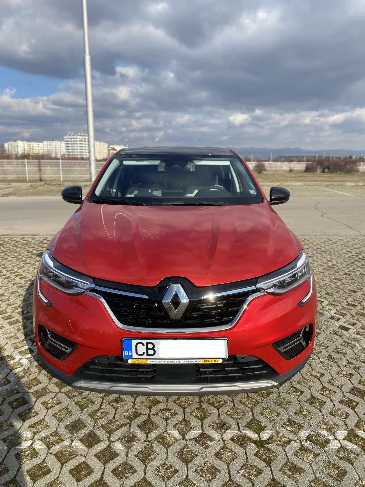 Renault Arkana, снимка 3 - Автомобили и джипове - 54642100