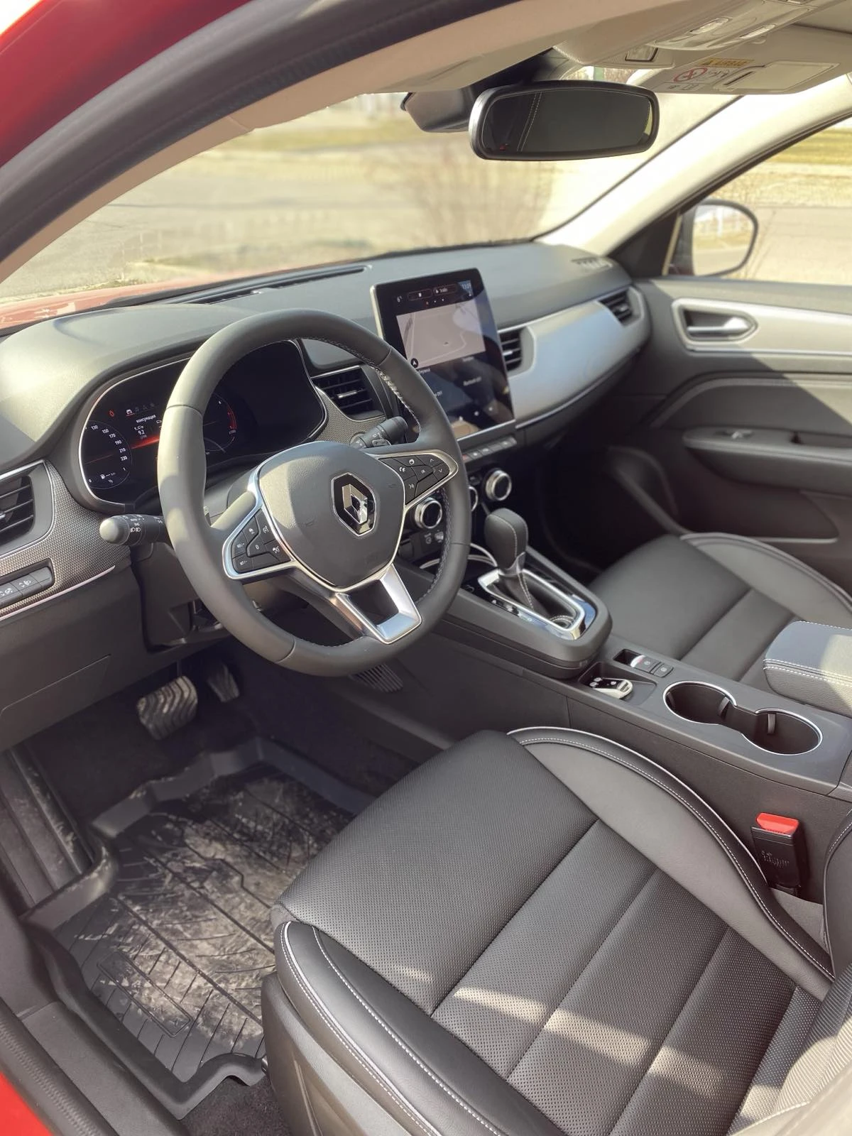 Renault Arkana, снимка 11 - Автомобили и джипове - 54642100