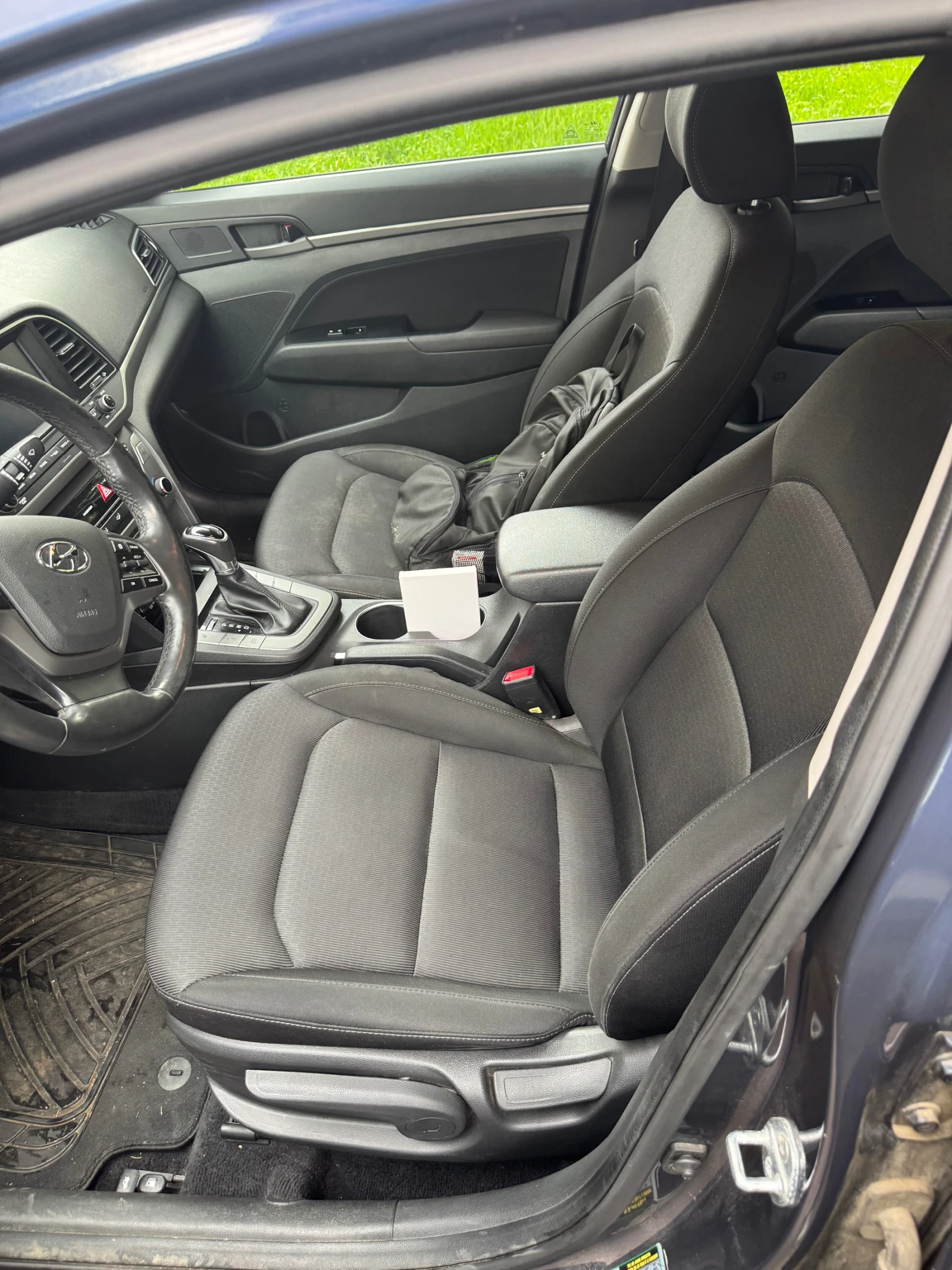 Hyundai Elantra 2.0 Бензин/Газ, снимка 4 - Автомобили и джипове - 54657685