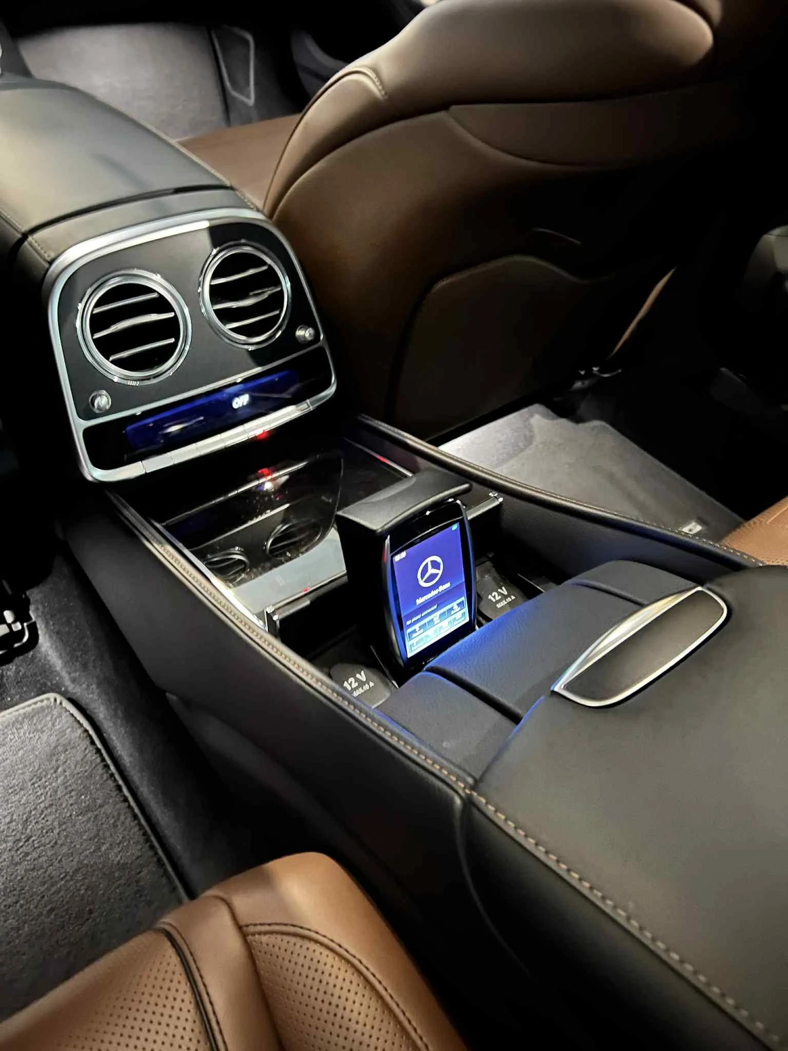 Mercedes-Benz S 500 4-Matic, снимка 17 - Автомобили и джипове - 54723064