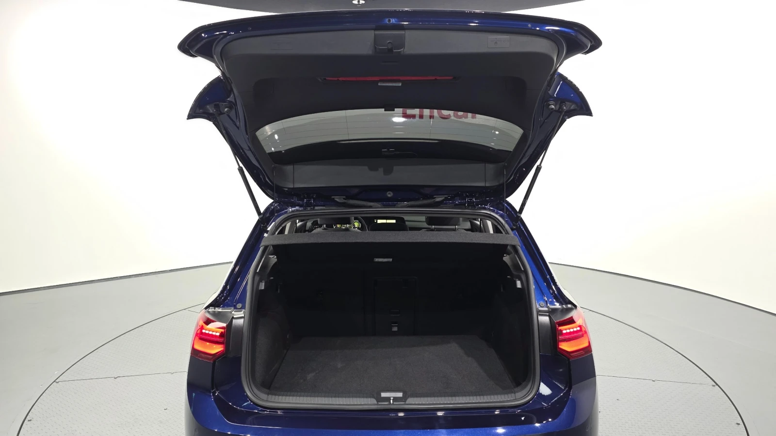VW Golf 8th Genaration 2.0 TDI Prestige, снимка 5 - Автомобили и джипове - 54826512