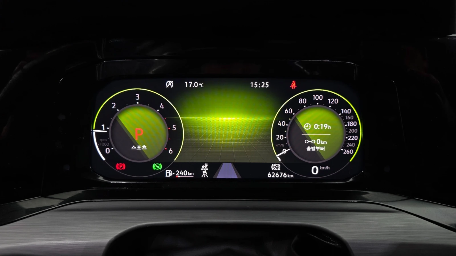 VW Golf 8th Genaration 2.0 TDI Prestige, снимка 9 - Автомобили и джипове - 54826512