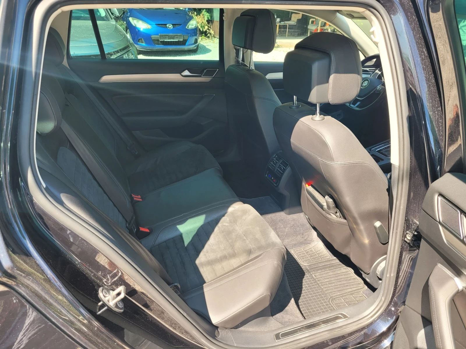 VW Passat 2.0 TDI automatic , снимка 8 - Автомобили и джипове - 55393596