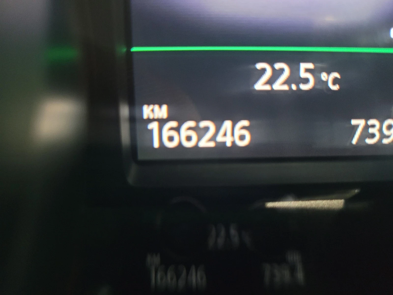 VW Passat 2.0 TDI automatic , снимка 13 - Автомобили и джипове - 55393596