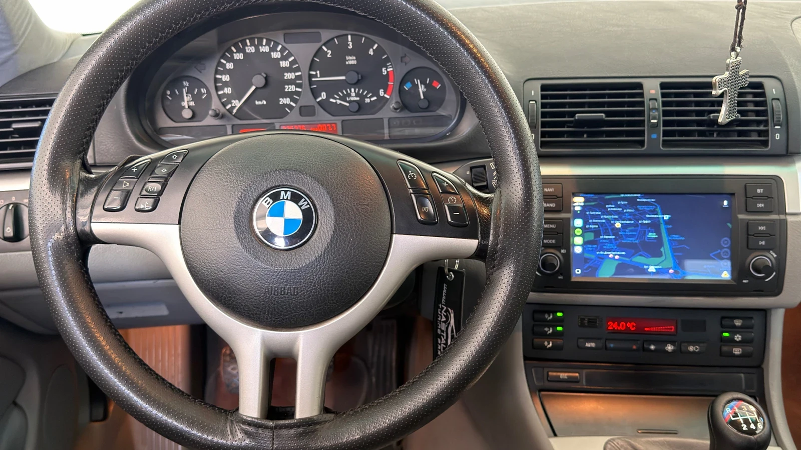 BMW 330 d, снимка 15 - Автомобили и джипове - 55589653