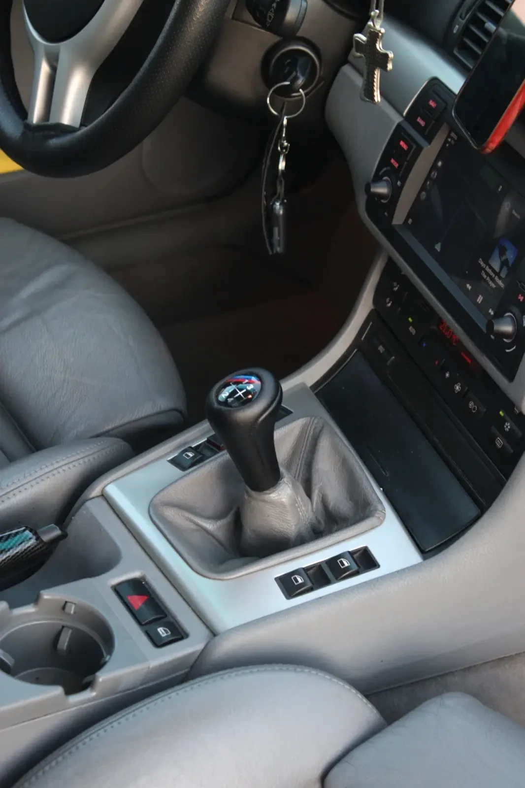 BMW 330 d, снимка 9 - Автомобили и джипове - 55589653