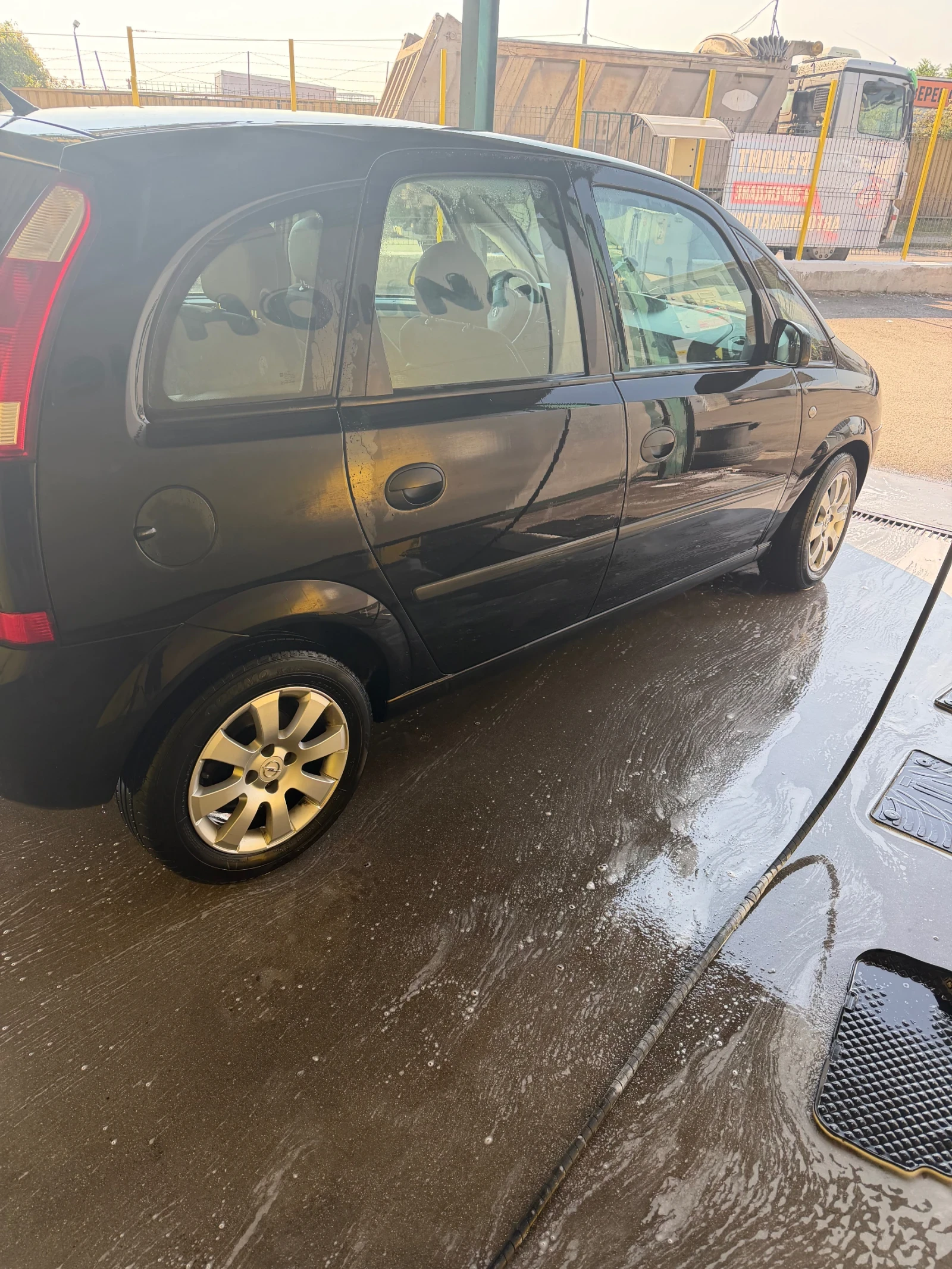 Opel Meriva, снимка 3 - Автомобили и джипове - 55593287