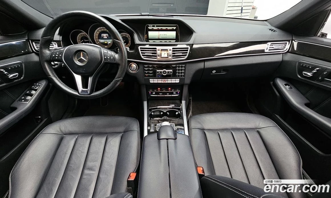 Mercedes-Benz E 300 E300 4MATIC Avantgarde, снимка 7 - Автомобили и джипове - 55685038