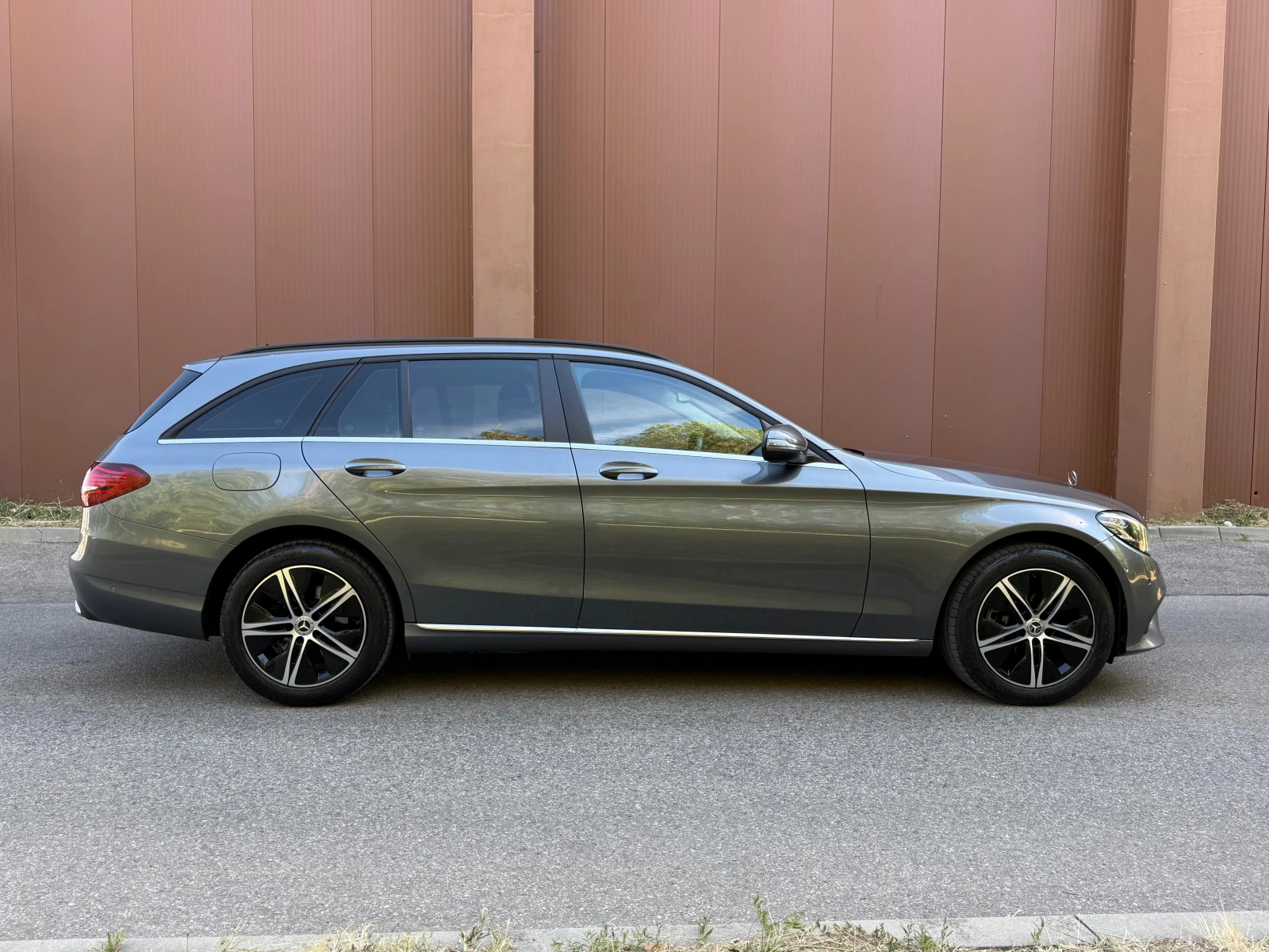 Mercedes-Benz C 200 160 к.с.| Automatic| 360 Camera| CarPlay| ГАРАНЦИЯ, снимка 5 - Автомобили и джипове - 55730001