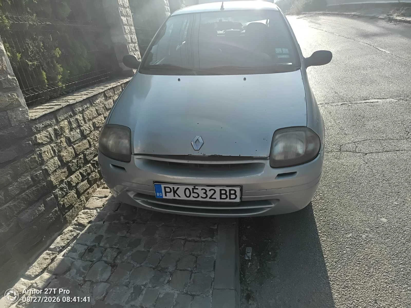 Renault Clio, снимка 6 - Автомобили и джипове - 55840150