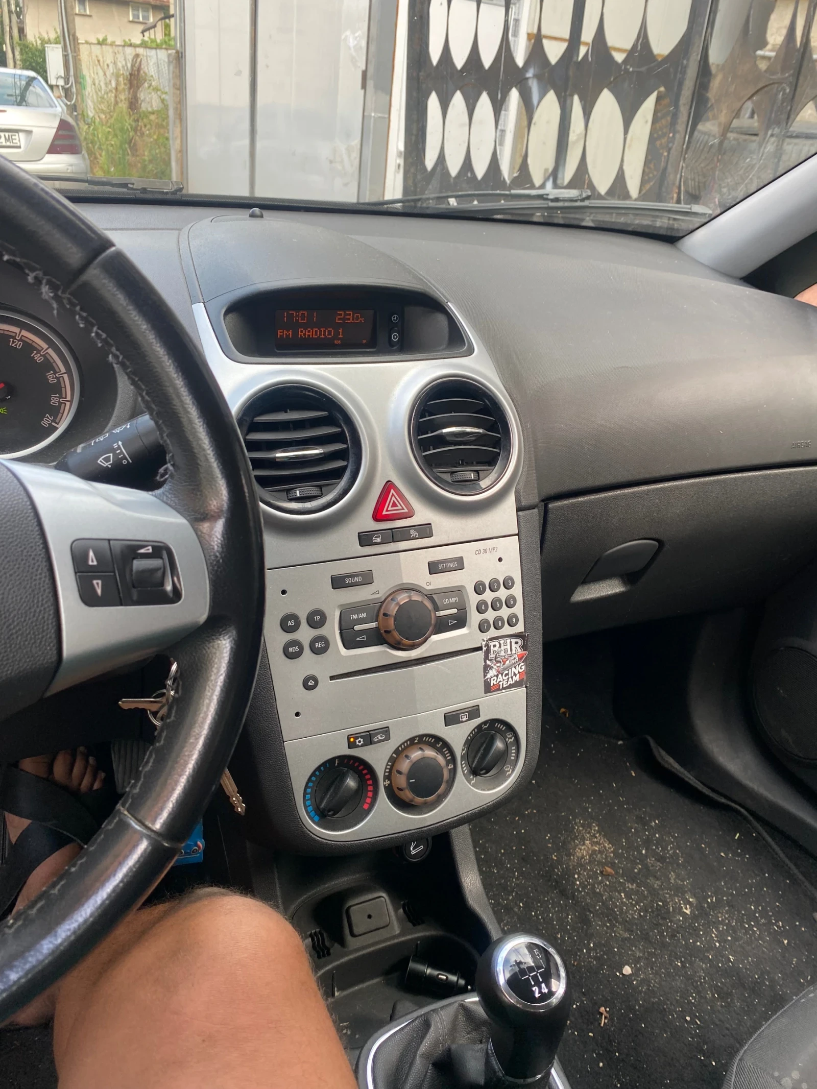 Opel Corsa, снимка 4 - Автомобили и джипове - 55847408