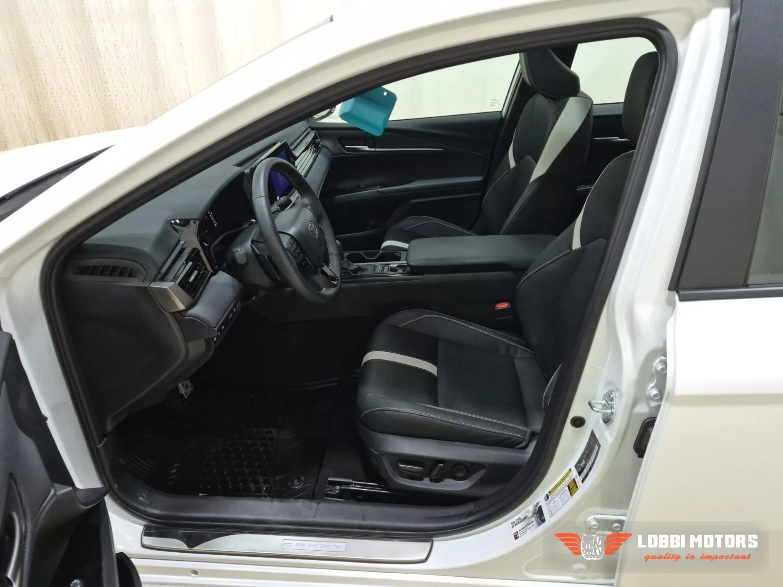Toyota Camry, снимка 5 - Автомобили и джипове - 55992623