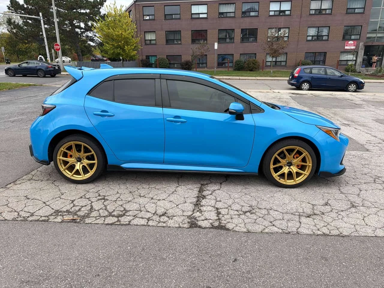 Toyota Corolla SE* Manual * ���������� ��� ������������ ������*  | Mobile.bg � ����������� 4