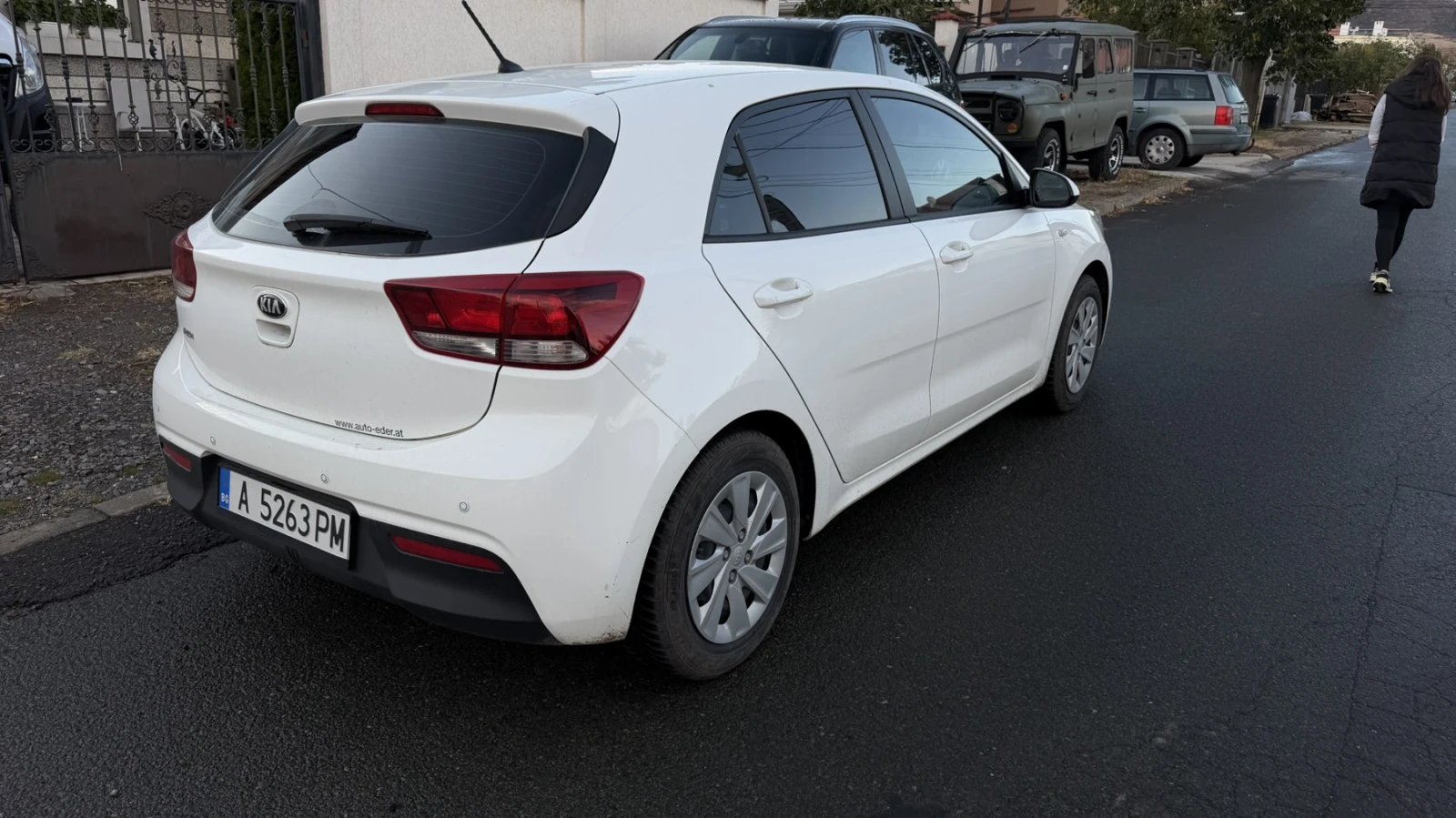 Kia Rio 1.25i, снимка 8 - Автомобили и джипове - 56535641