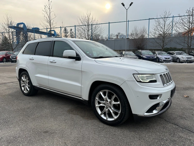 Jeep Grand cherokee SUMMIT* Всички екстри* Сервизна Книжка! , снимка 6 - Автомобили и джипове - 48588914