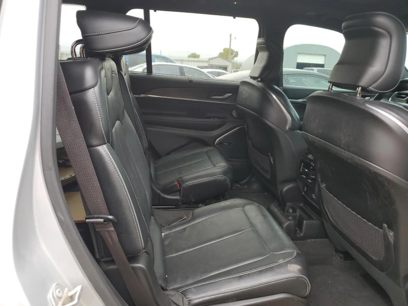 Jeep Grand cherokee L OVERLAND, снимка 9 - Автомобили и джипове - 52553856