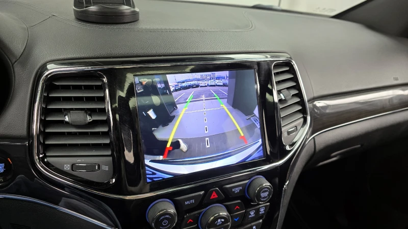 Jeep Grand cherokee 3.6 OVERLAND autogeorge.com, снимка 15 - Автомобили и джипове - 53084171