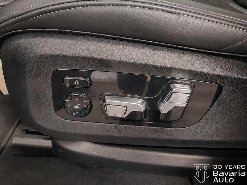 BMW X7 40d xDrive M Sport Paket Steptronic, снимка 15 - Автомобили и джипове - 53170739