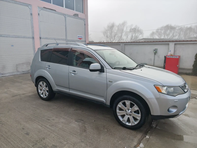Mitsubishi Outlander 2.2, снимка 3 - Автомобили и джипове - 53255388