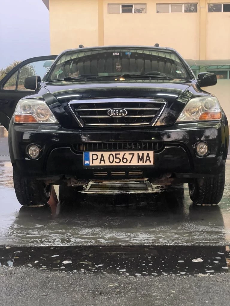 Kia Sorento 2.5 CRDI, снимка 2 - Автомобили и джипове - 47734703