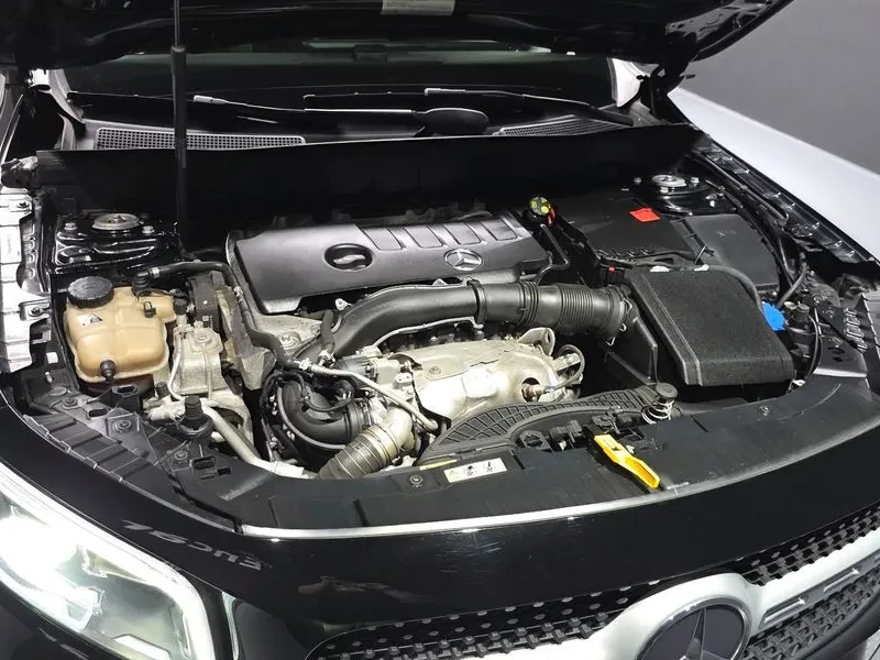 Mercedes-Benz GLA 250  4Matic, снимка 6 - Автомобили и джипове - 55651783