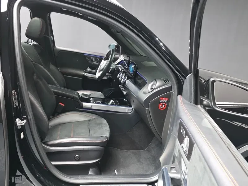 Mercedes-Benz GLA 250  4Matic, снимка 11 - Автомобили и джипове - 55651783
