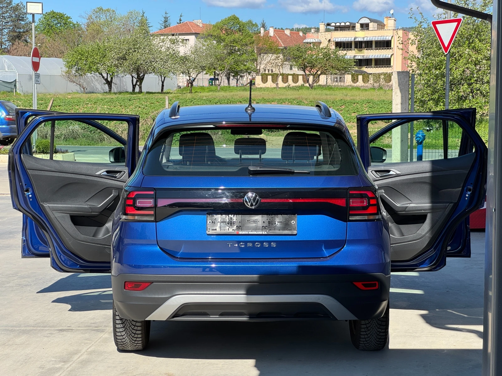 VW T-Cross 1.0 TSI 110hp EU6 AUTOMATIC  - изображение 6