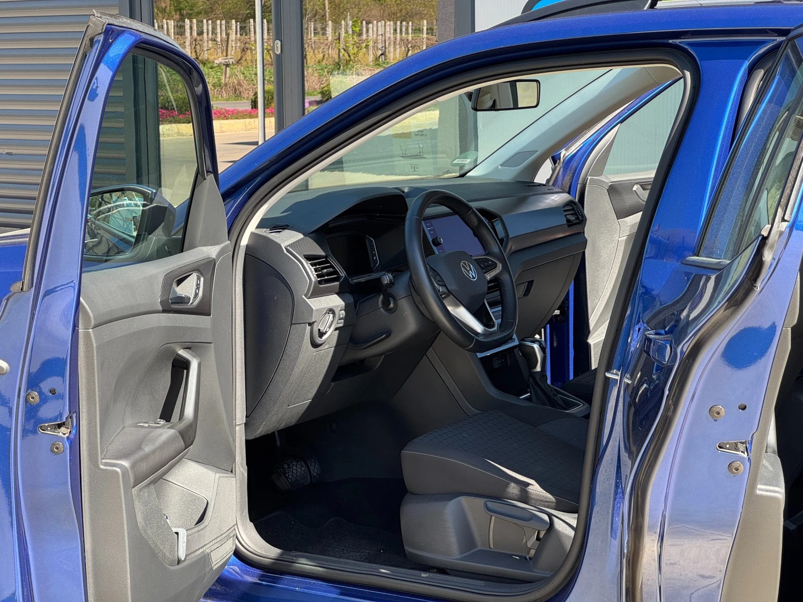 VW T-Cross 1.0 TSI 110hp EU6 AUTOMATIC  - изображение 8