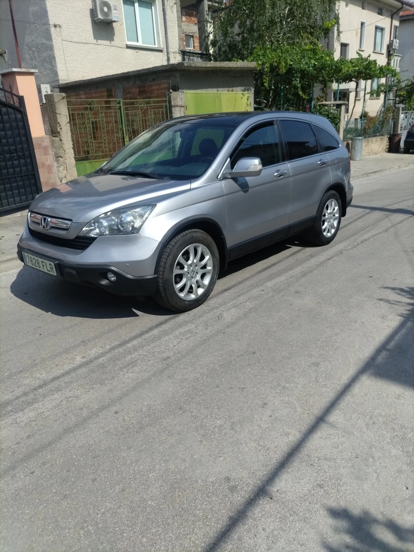 Honda Cr-v 2.2TDCI ШЕСТ СКОРОСТИ  - изображение 2