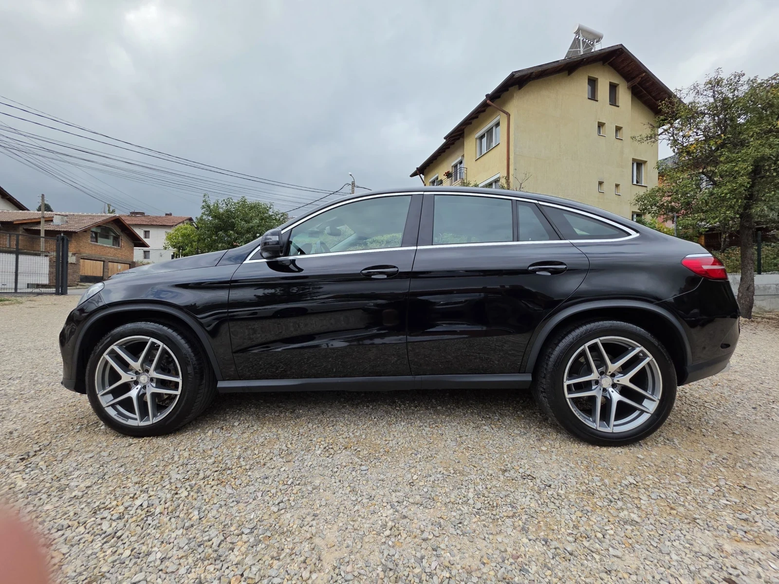 Mercedes-Benz GLE 350 AMG PREMIUM 9G - изображение 4