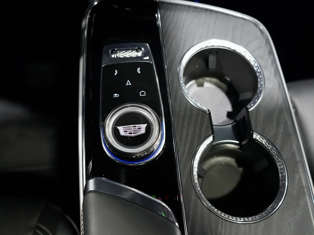 Cadillac Escalade LYRIQ* / Luxury / PANO / 360 / AKG | Mobile.bg   14