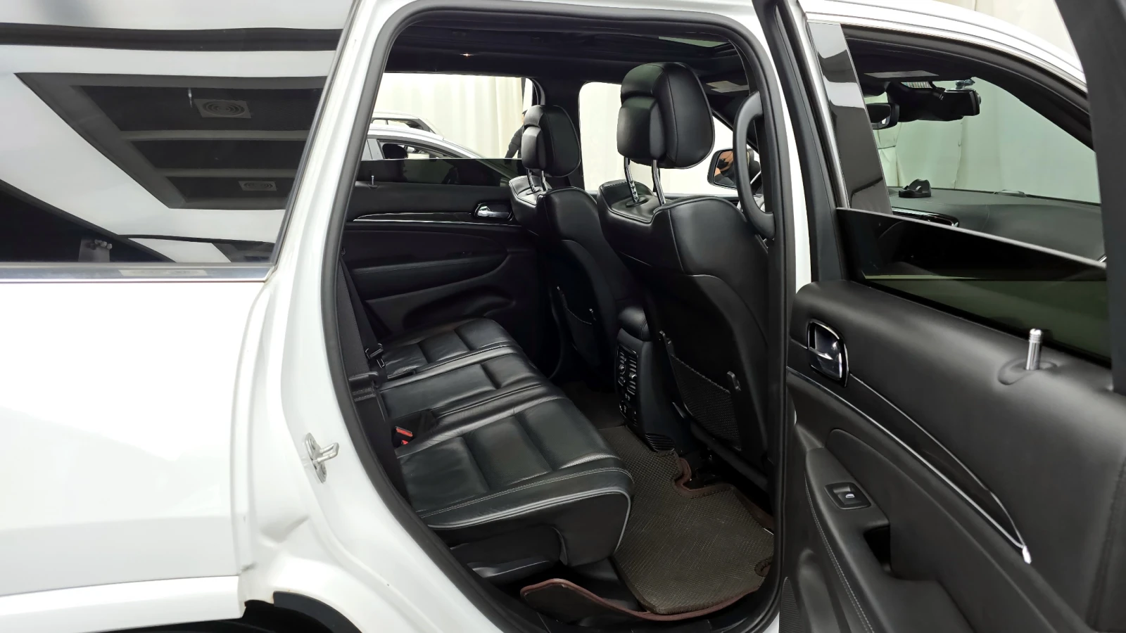 Jeep Grand cherokee 3.6 OVERLAND autogeorge.com | Mobile.bg � ����������� 12