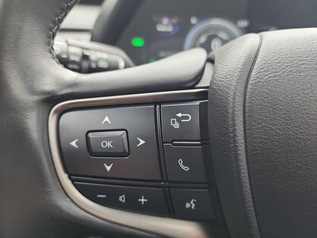 Lexus UX 250h  CARFAX | Mobile.bg � ����������� 12