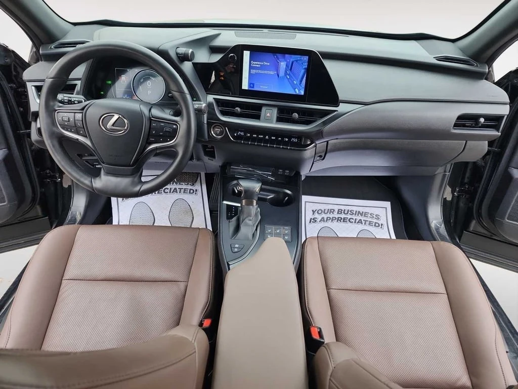 Lexus UX 250h  CARFAX - изображение 9