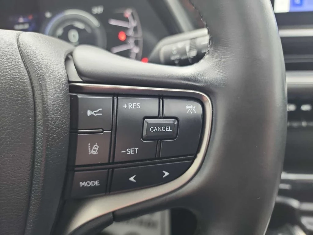 Lexus UX 250h  CARFAX | Mobile.bg � ����������� 13