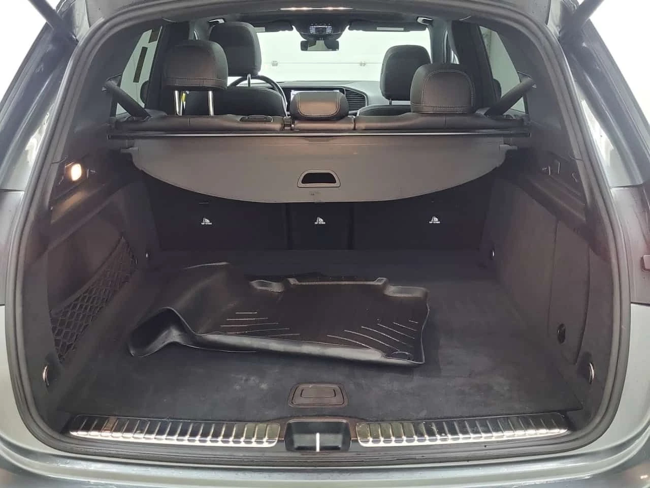 Mercedes-Benz GLE 350 4MATIC| HUD| BURMESTER| PANO| ОБДУХВАНЕ| ПОДГРЕВИ  - изображение 6