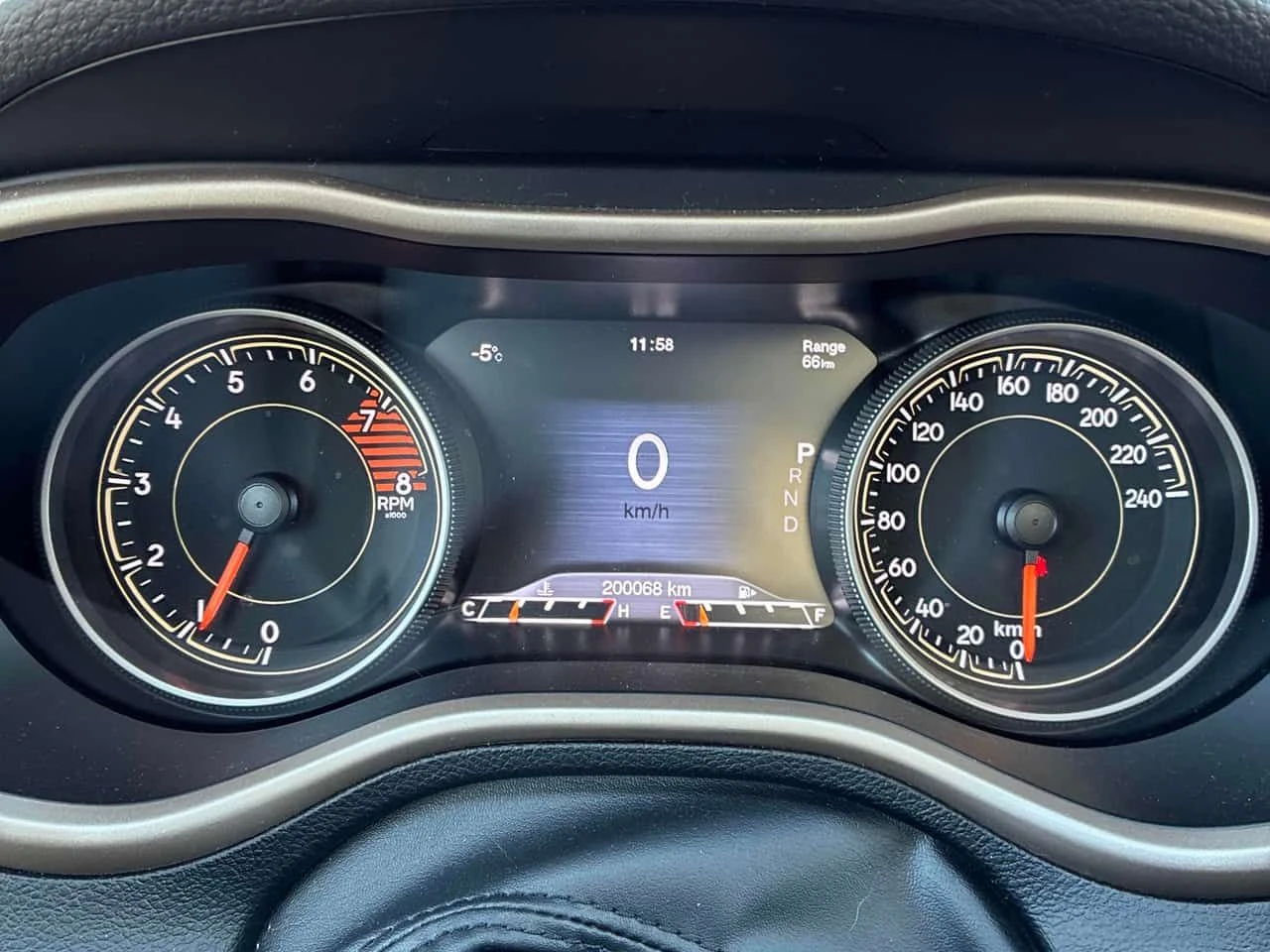 Jeep Cherokee * High Altitude * CARFAX * ПАНО * KEYLESS - изображение 8