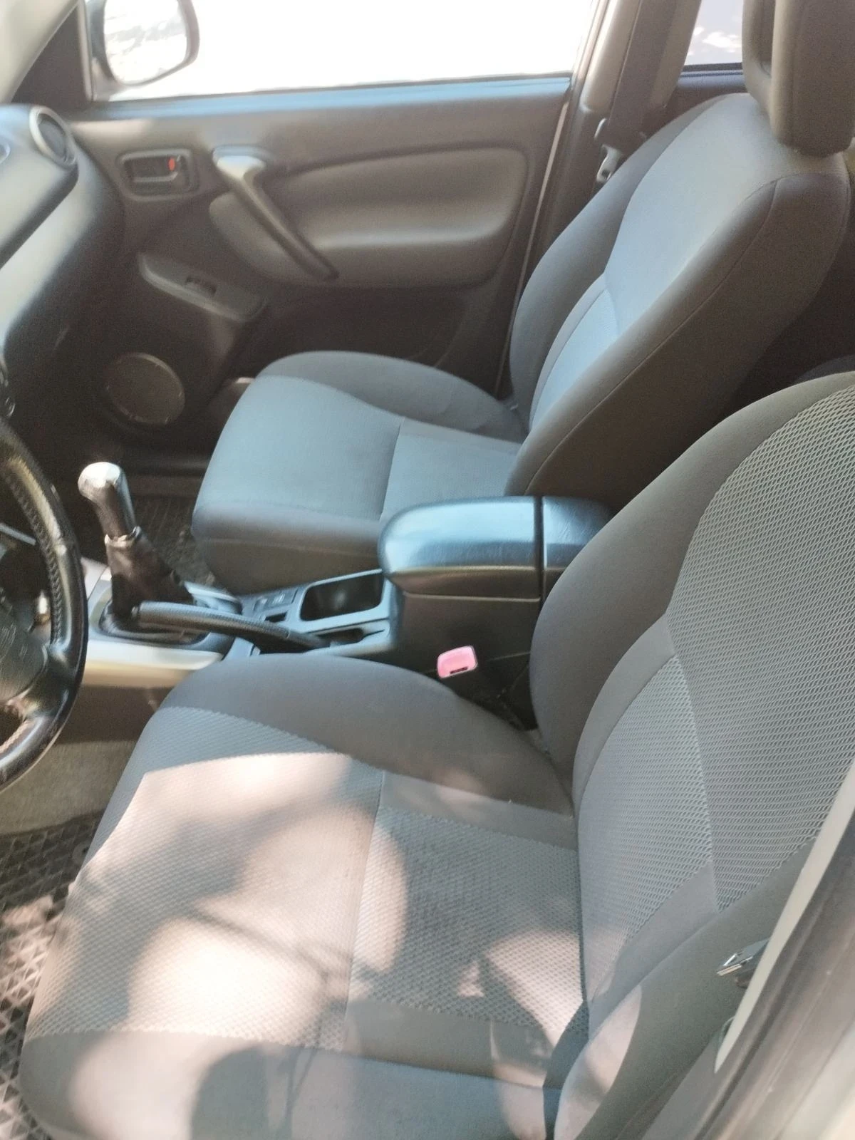 Toyota Rav4 2000 116кс., снимка 7 - Автомобили и джипове - 54736974