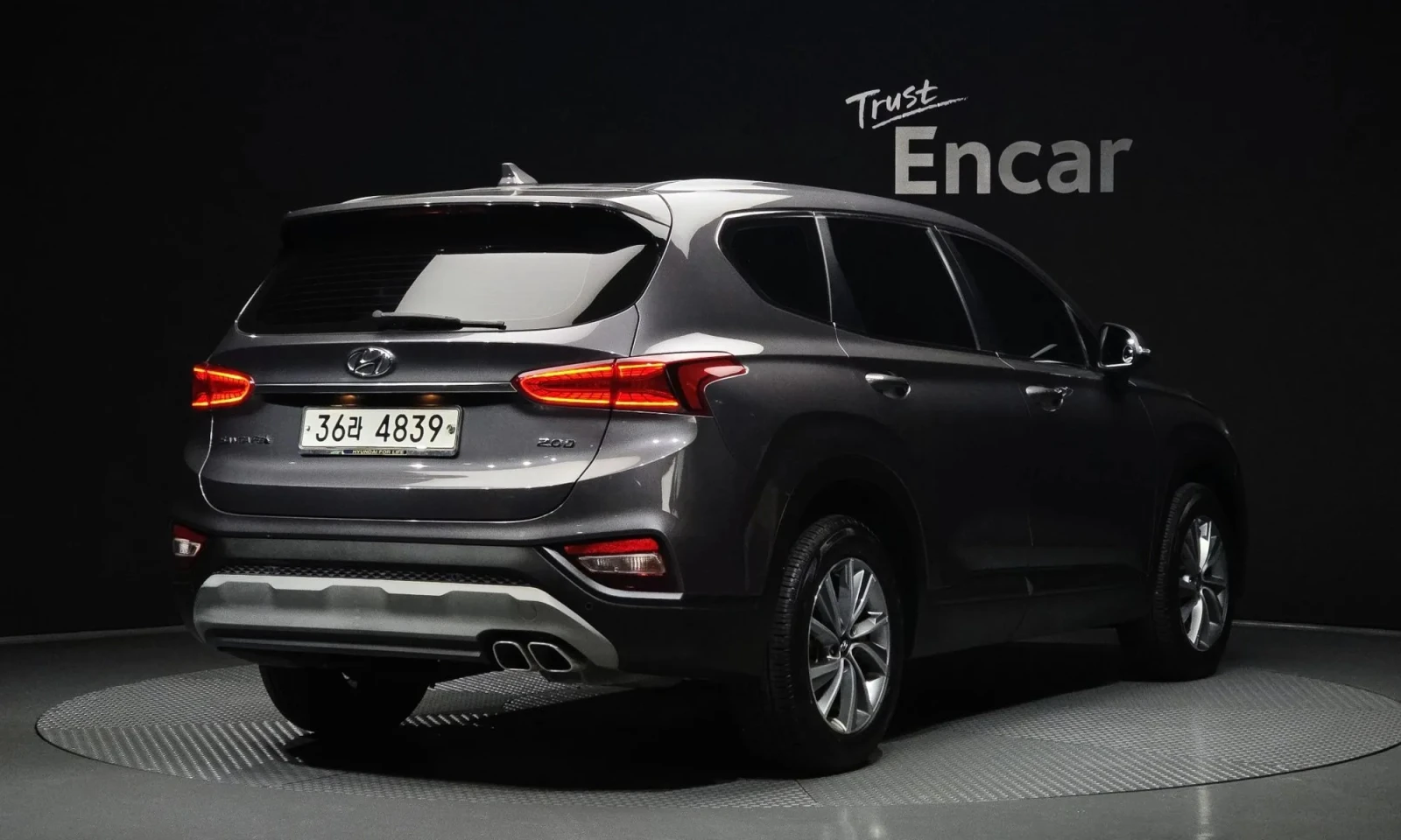 Hyundai Santa fe Diesel 2.0 2Wd Premium , снимка 2 - Автомобили и джипове - 54969495