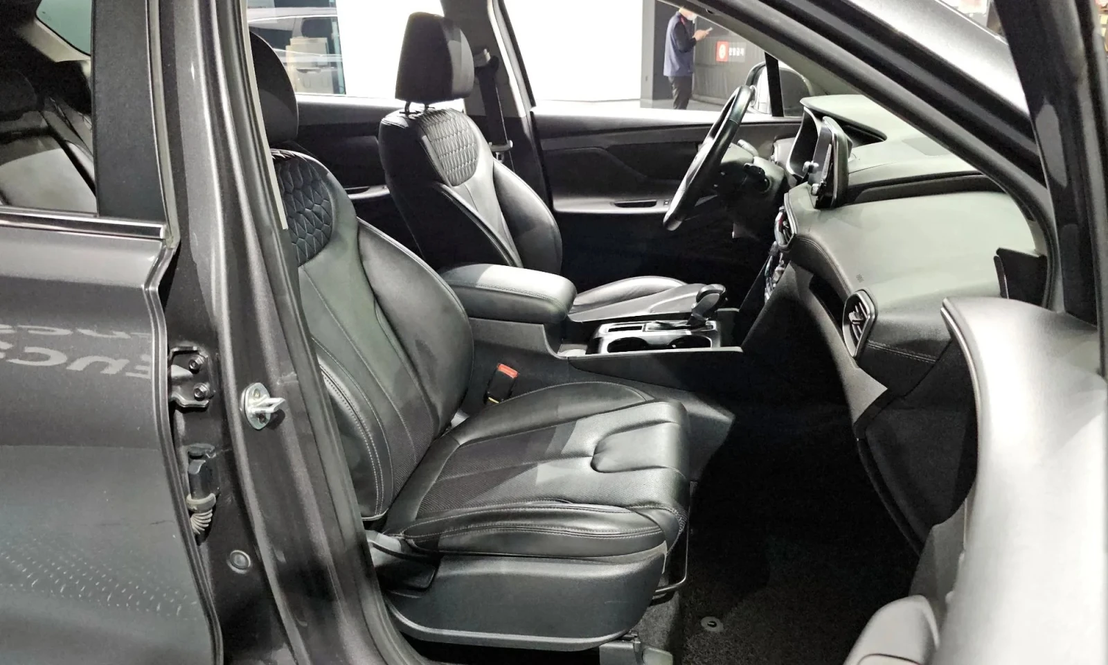 Hyundai Santa fe Diesel 2.0 2Wd Premium , снимка 11 - Автомобили и джипове - 54969495