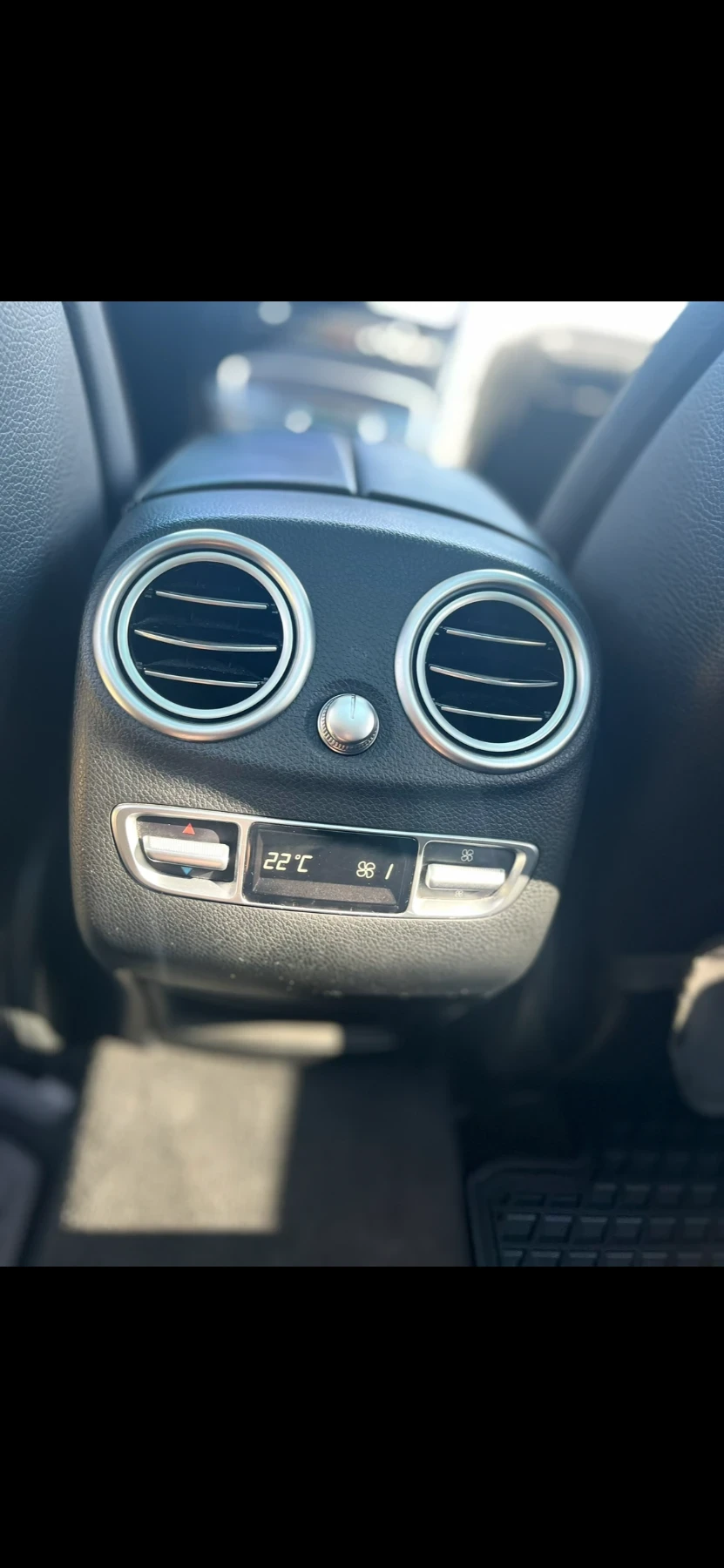 Mercedes-Benz GLC 250 4MATIC | AIRMATIC | DISTRONIC | PANORAMA | MEMORY, снимка 12 - Автомобили и джипове - 56023224