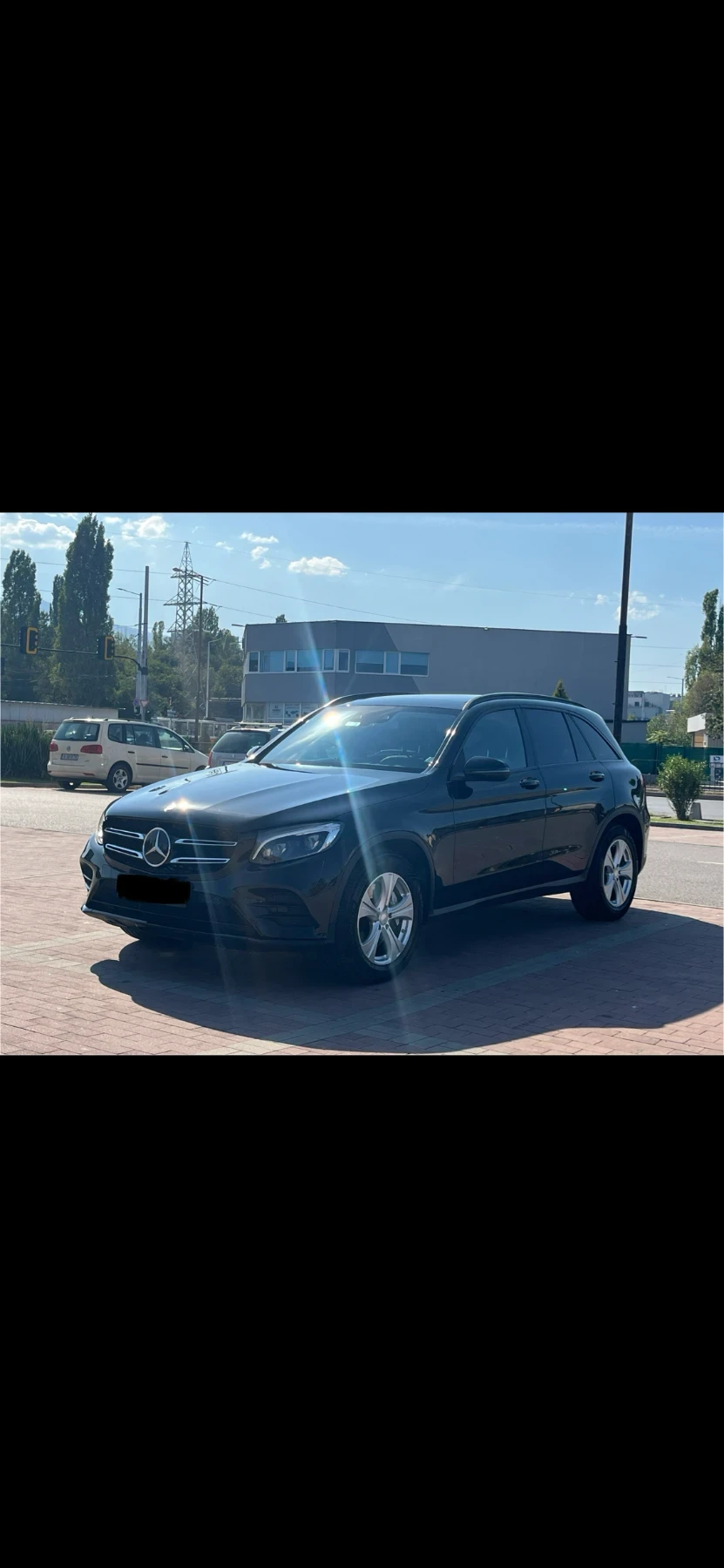 Mercedes-Benz GLC 250 4MATIC | AIRMATIC | DISTRONIC | PANORAMA | MEMORY, снимка 2 - Автомобили и джипове - 56023224