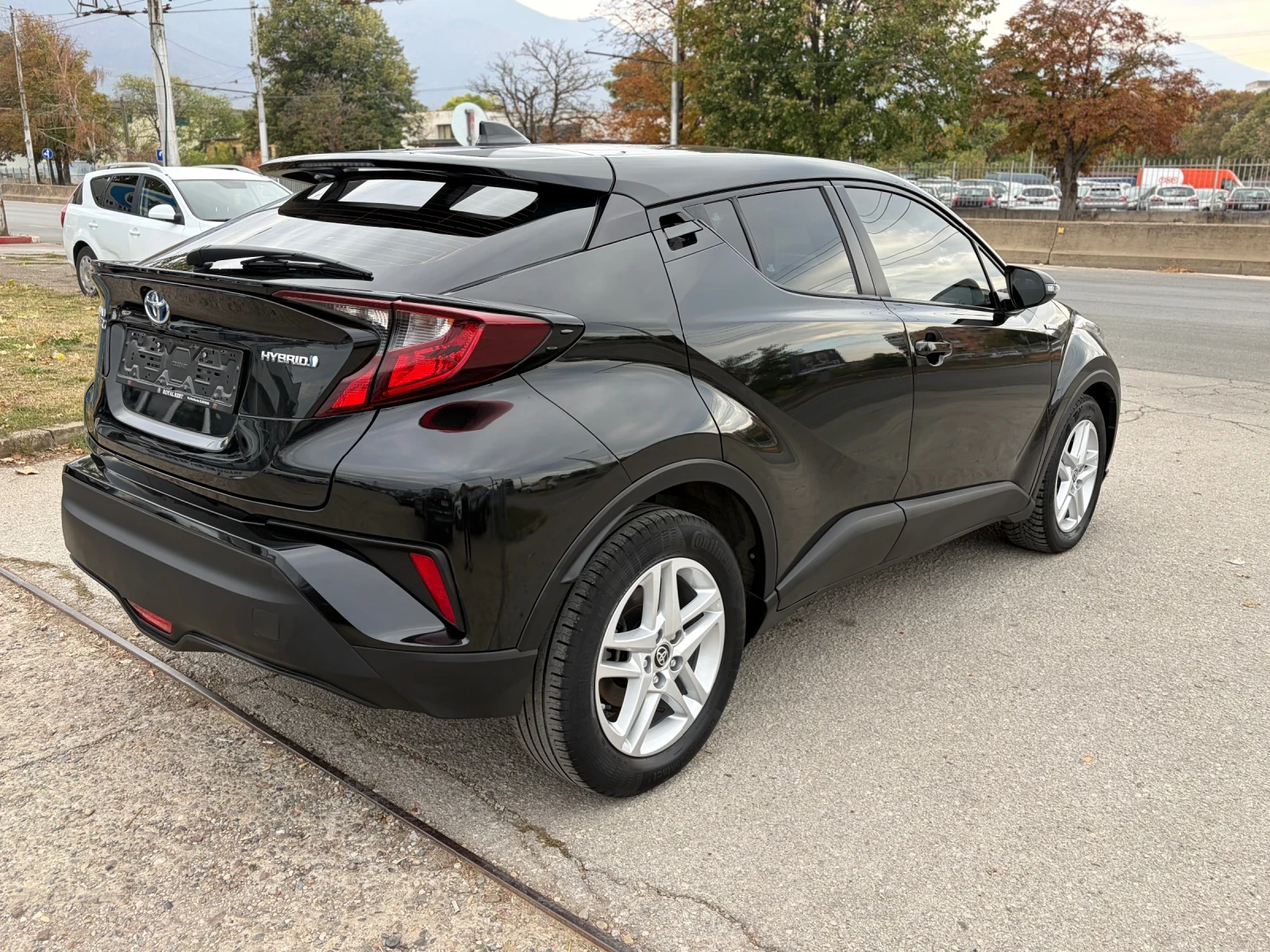 Toyota C-HR, снимка 5 - Автомобили и джипове - 56678959
