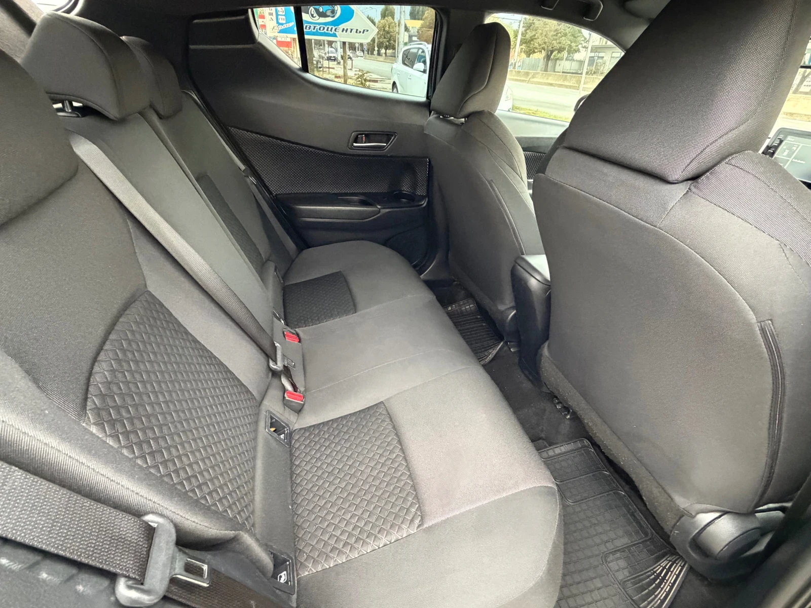 Toyota C-HR, снимка 15 - Автомобили и джипове - 56678959