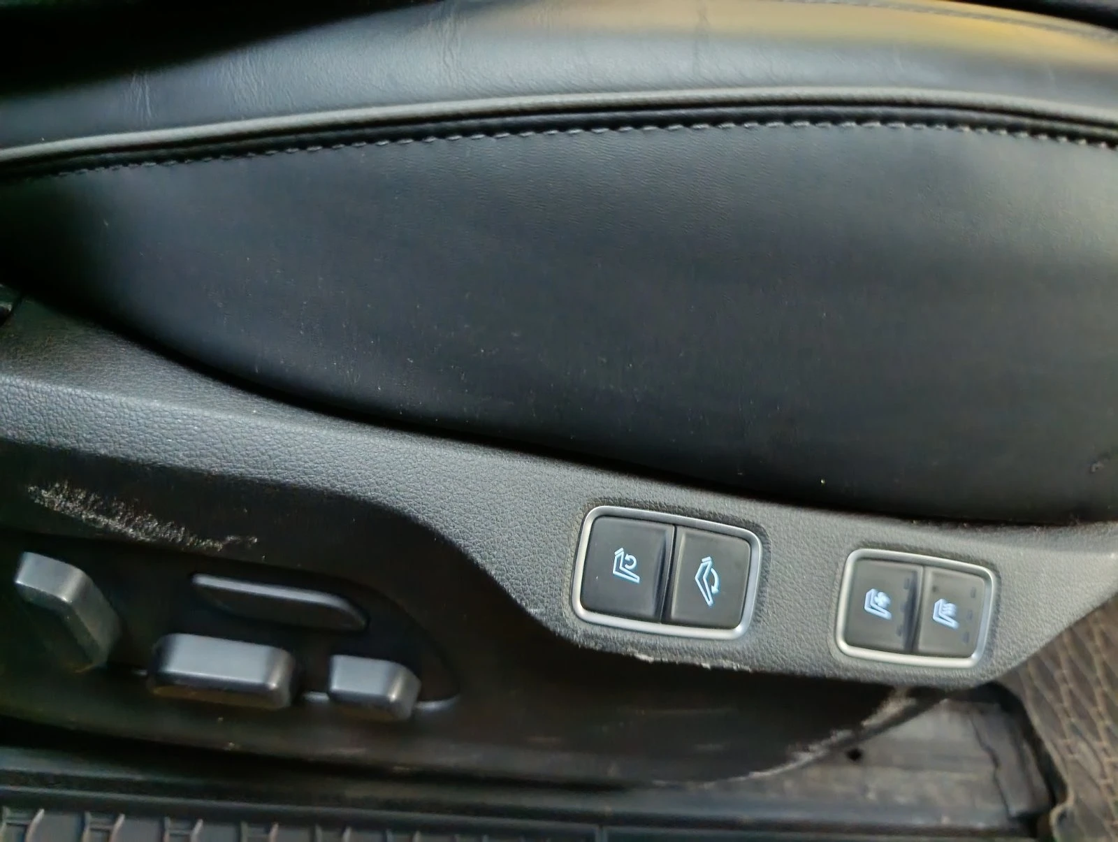 Hyundai Staria Премиум, снимка 2 - Бусове и автобуси - 56646836