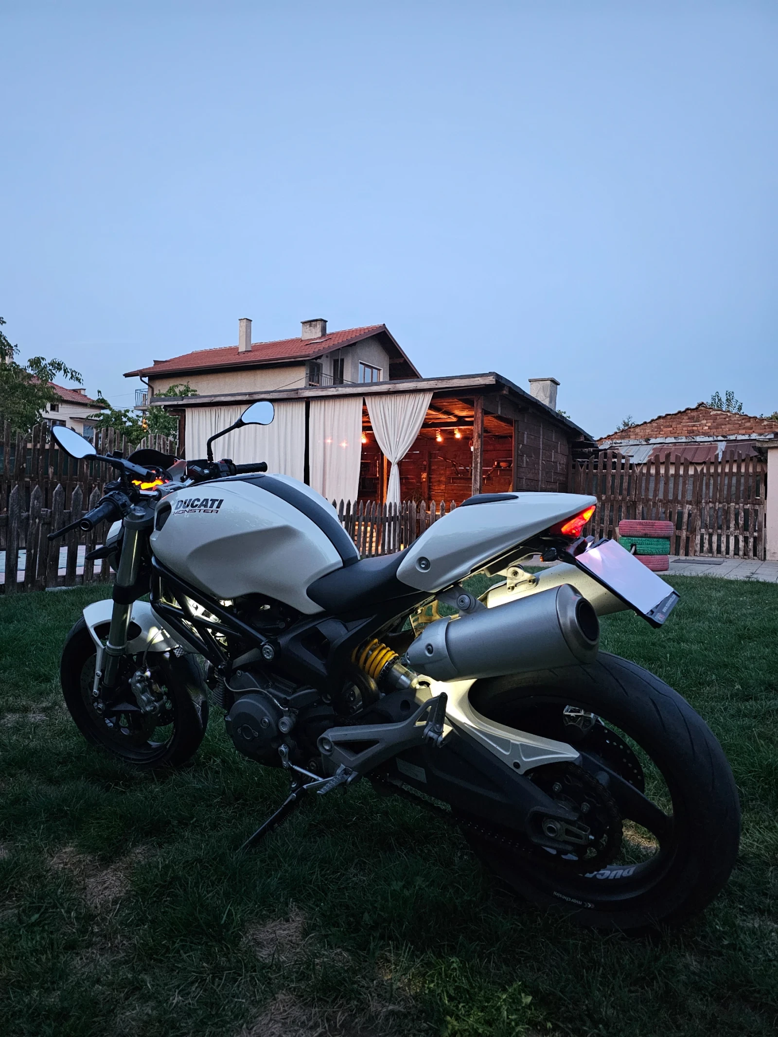 Ducati Monster, снимка 13 - Мотоциклети и мототехника - 55796649