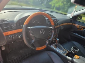 Mercedes-Benz E 320 E320 бензин газ, снимка 16